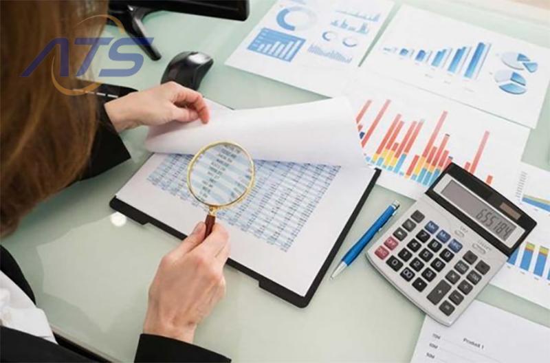 Bước 3: Kiểm tra, đối chiếu chứng từ và hóa đơn của doanh nghiệp