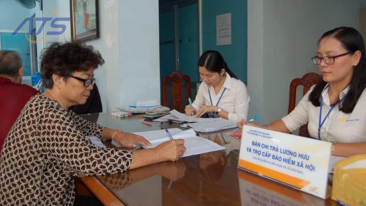 Đối tượng nào tham dự bảo hiểm xã hội?