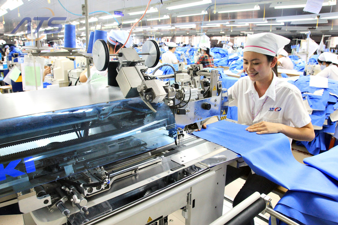 Các lưu ý và kinh nghiệm kế toán nguyên vật liệu tại công ty may mặc