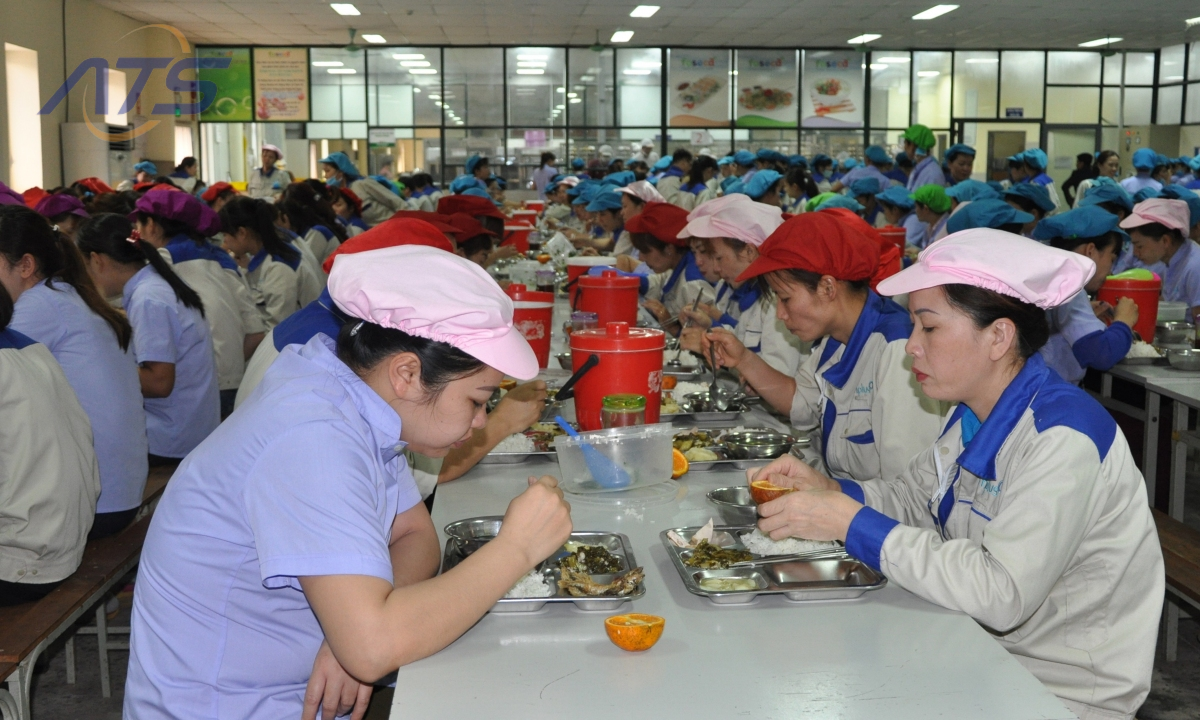 Khoản chi tiền ăn trưa, ăn giữa ca