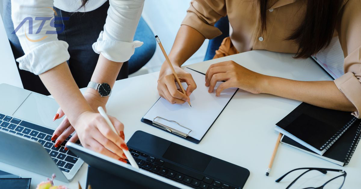 Bước 2: Chủ động liên hệ và đàm phán với đối tác