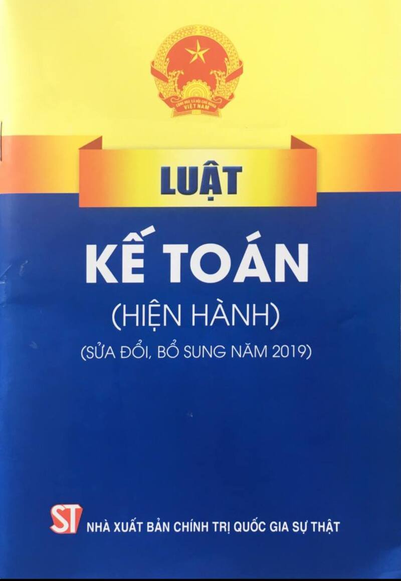 Kế toán có được làm thủ quỹ không?
